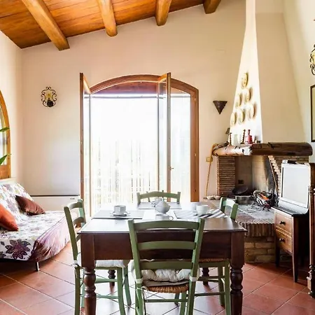 Apartment Business Confortevole E Funzionale Trignano